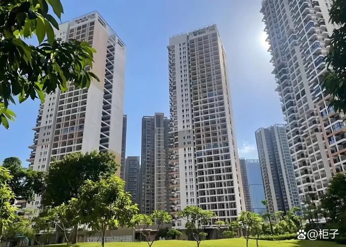 光明房?jī)r(jià)跌入“2字頭” 商品房與統(tǒng)建樓的分化與反思